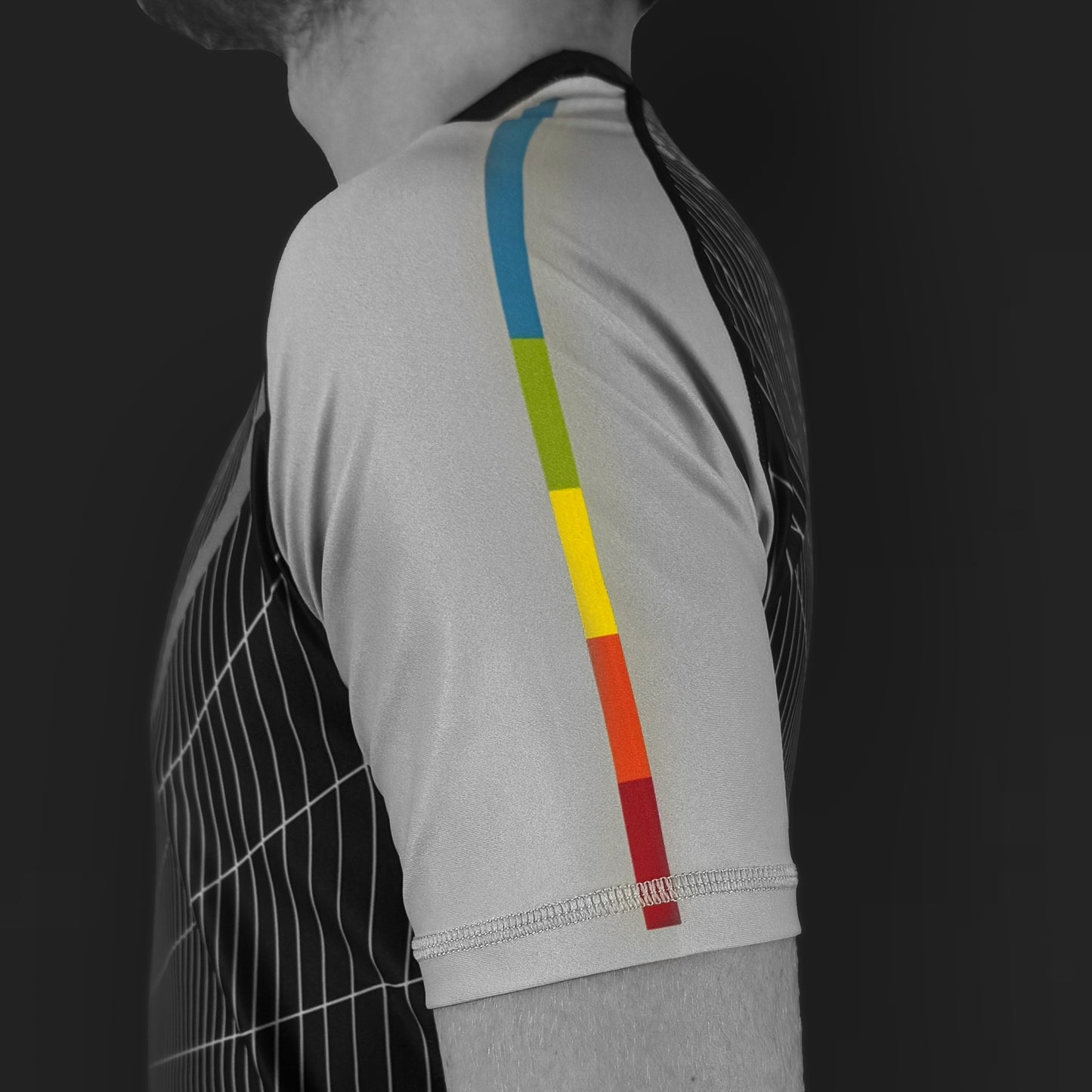 THROWBACK - 80s Synth Short Sleeve Rash Guard