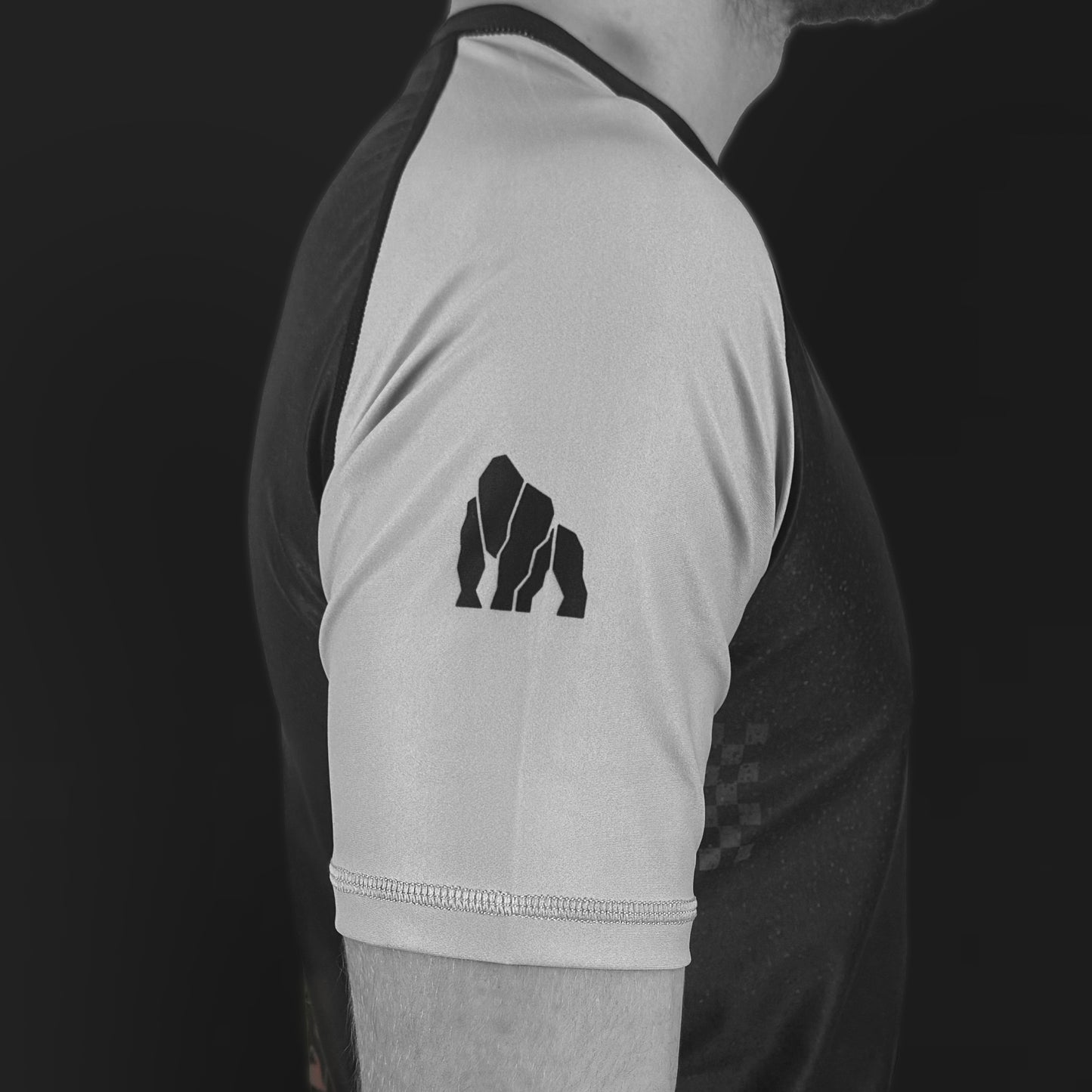 THROWBACK - 80s Synth Short Sleeve Rash Guard